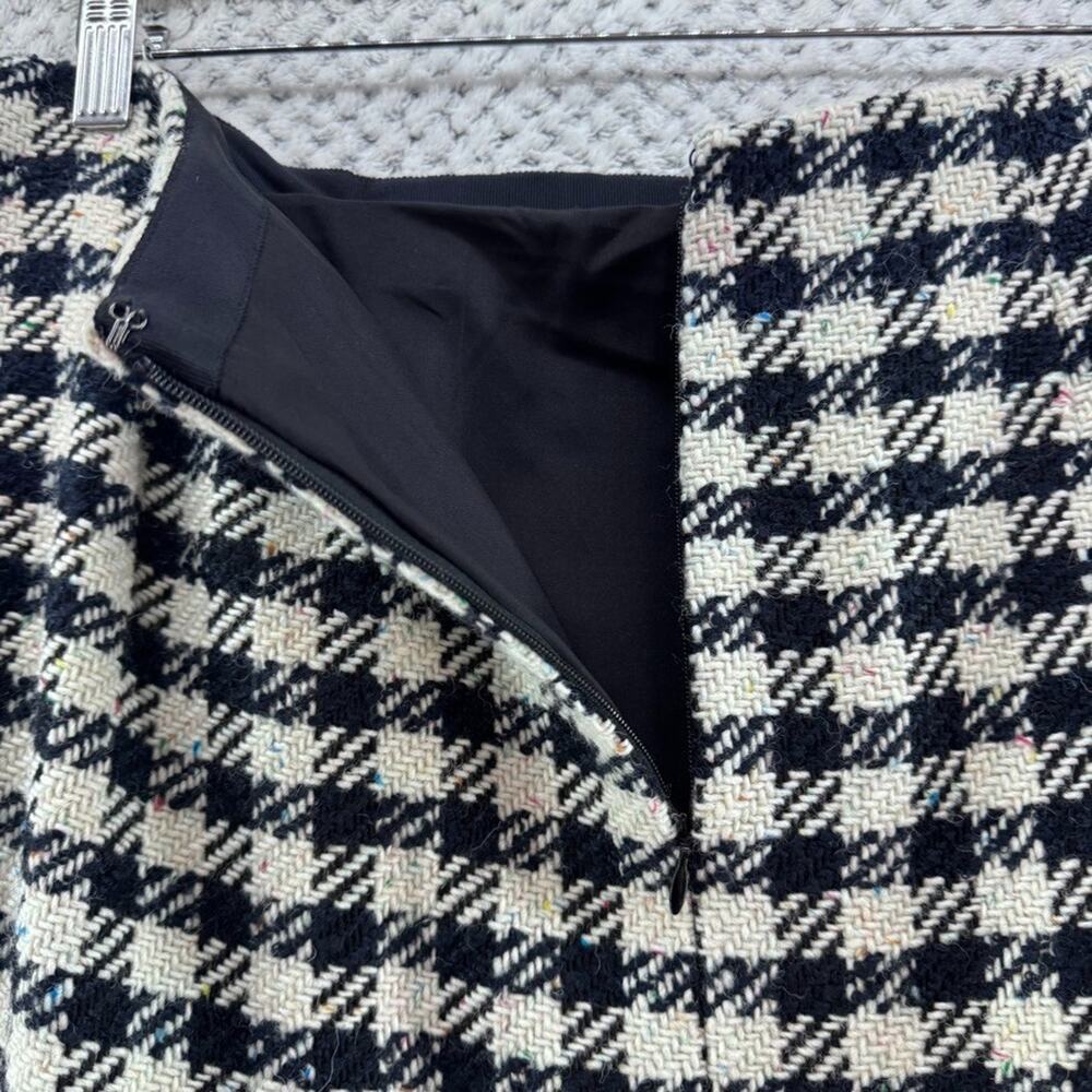 Talbots Skirt Womens 12 Black White Checked Plaid Wool Tweed Pleated Academia - Picture 6 of 9